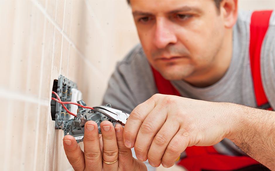 je recherche un électricien Levallois-Perret